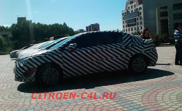 Шпионские фото Citroen C4 L в Китае